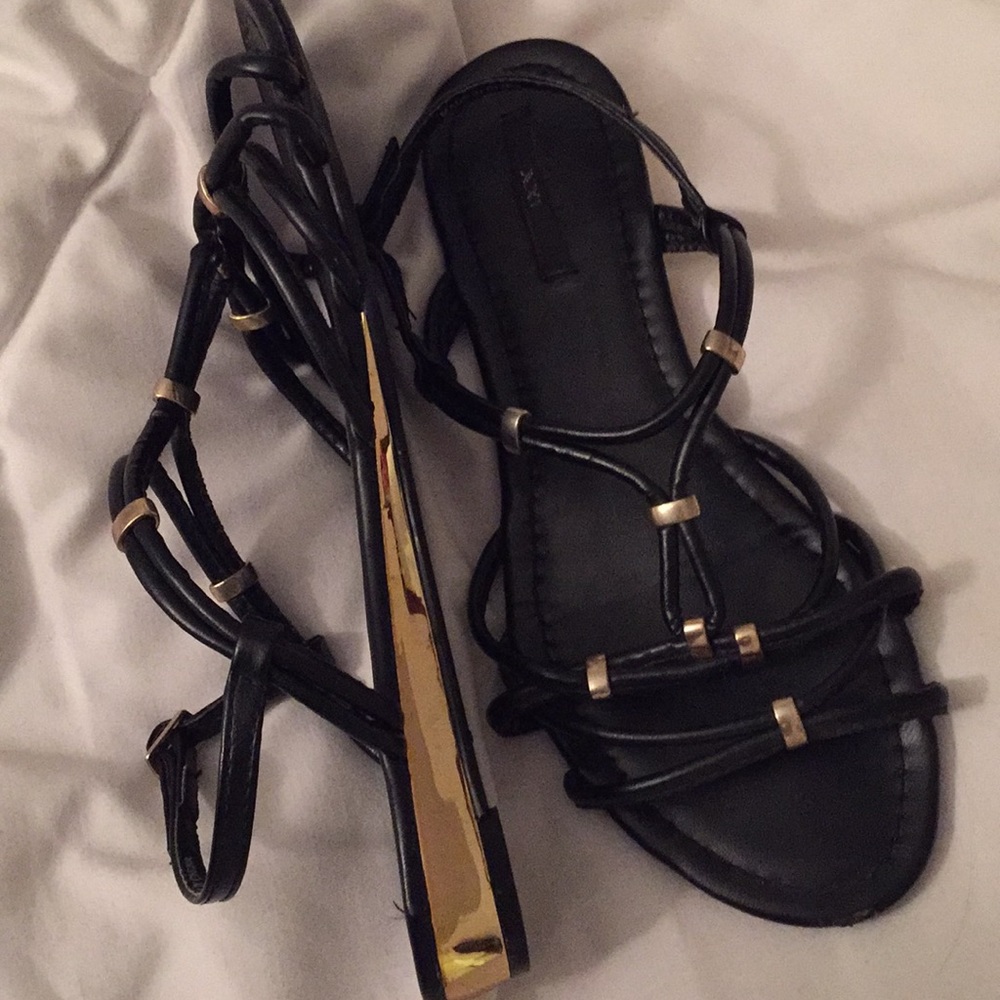 Black+Gold Sandals
